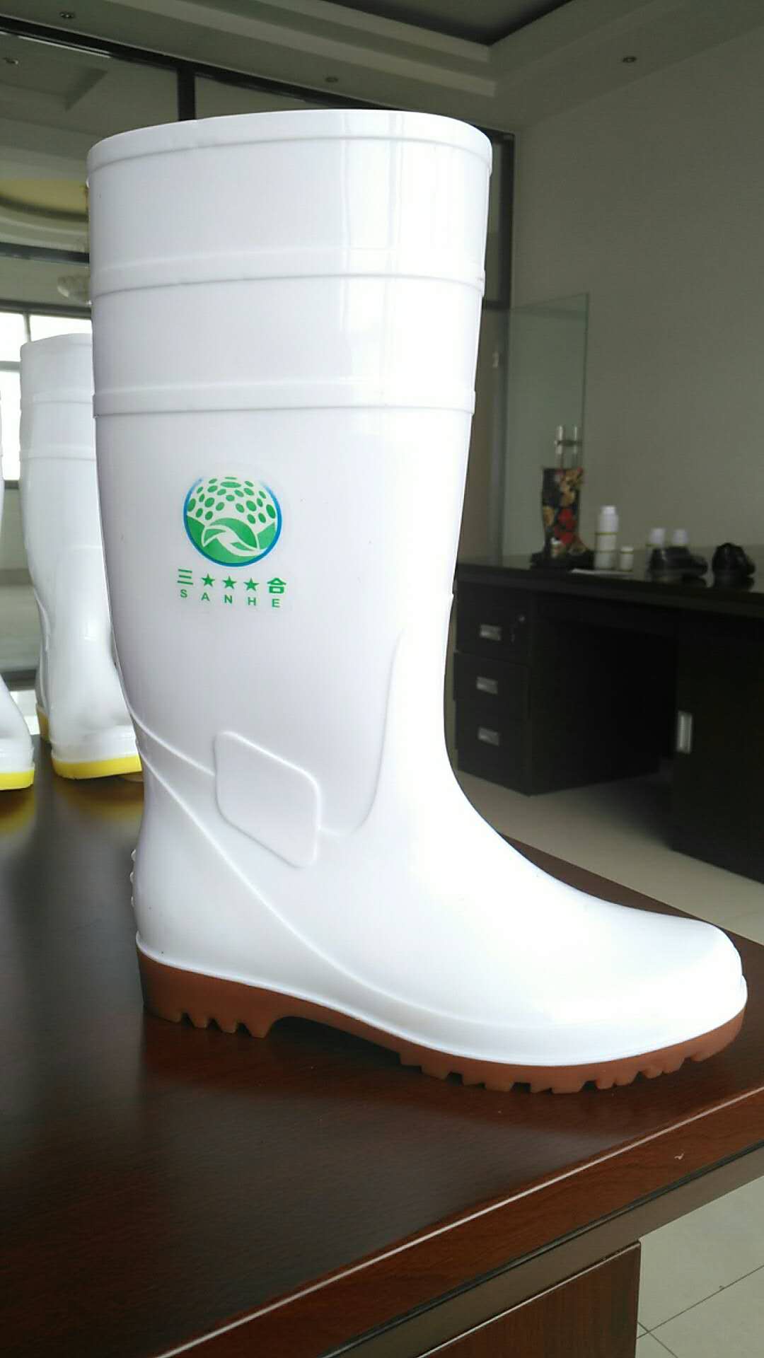 德潤鞋業有限公司